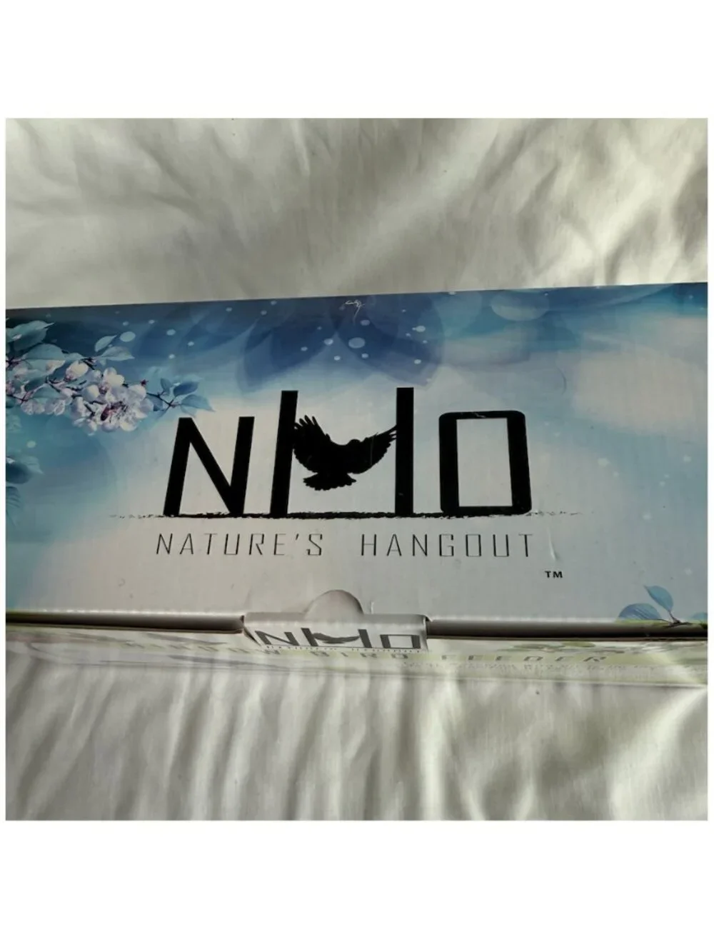 Nature's Hangout Clear Window Bird Feeder